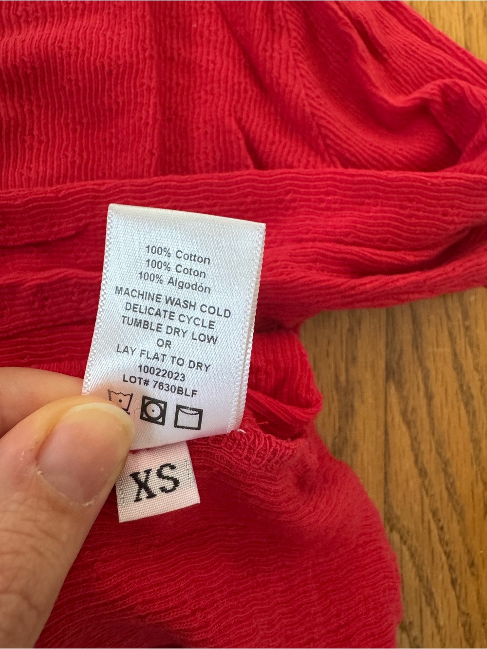 Gil Rodriguez Women's Red Long-Sleeve Ribbed Crewneck Top - Picture 3 of 3
